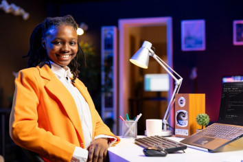 RECRUTEMENT :STAGIAIRE CHARGE(E) DE COMMUNICATION DIGITALE & UI/UX DESIGNER (H/F)