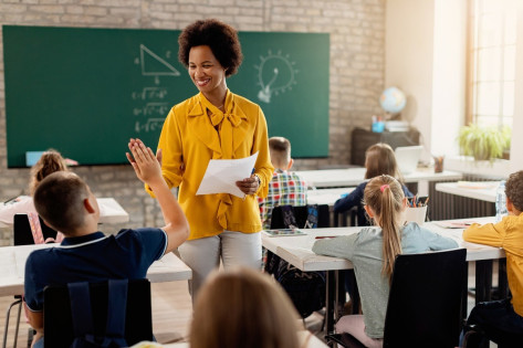 RECRUTEMENT DE PERSONNELS : COMPLEXE SCOLAIRE BILINGUE (CSB) E.M.G.E.