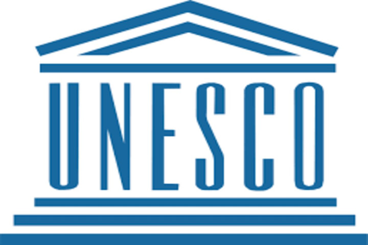 Appel à candidatures 2023 : prix unesco pour l'éducation des filles et des femmes
