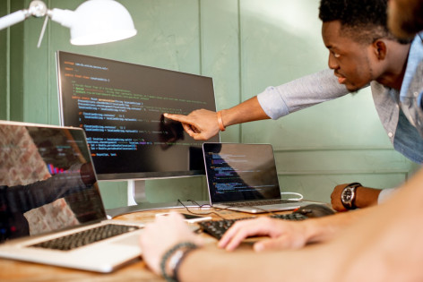 Recrutement: Développeur d’application Senior en Backend   (H/F)