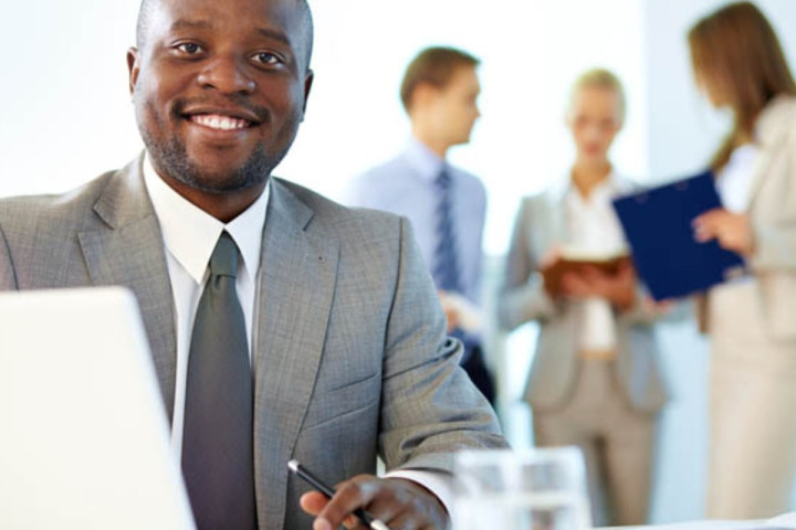 Une structure  au  Bénin recrute : (01) Analyste financier sénior