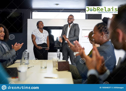 DIGIKET TOGO SAS recrute (30) commerciaux H/F
