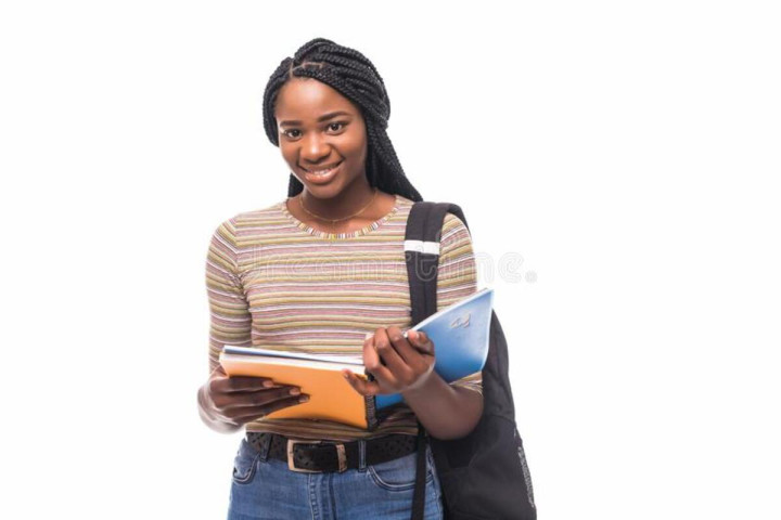 Concours d'entrée à l’Ecole Supérieure des Assistants Administratifs (ESAAd) au titre de l’année académique 2022-2023 à l'Université de Lomé