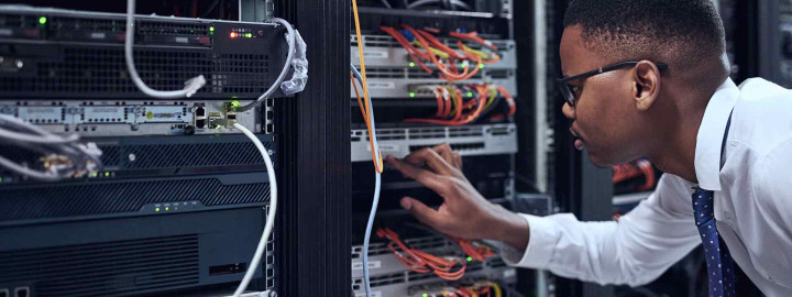 Recrutement - Technicien Réseau Informatique