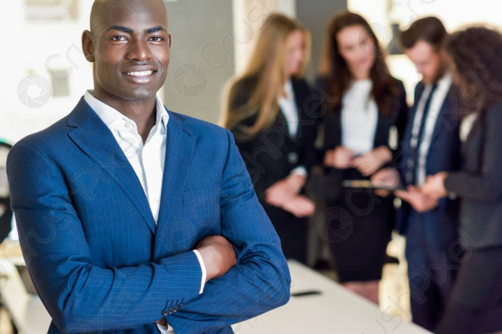 L’Académie Internationale Deo Gratias (AIDEG) recrute