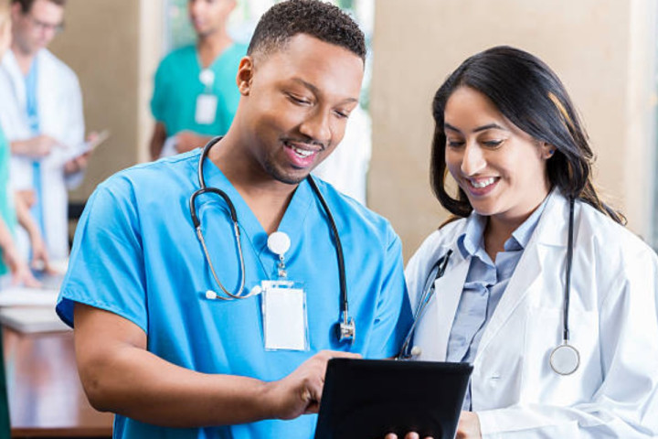 Recrutement d'un infirmier pour la Clinique Médicale IMHOTEP GAMESU