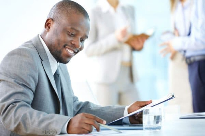 RECRUTEMENT