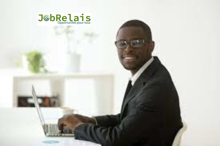 Avis de recrutement d'un   INFORMATICIEN -FORMATEURS
