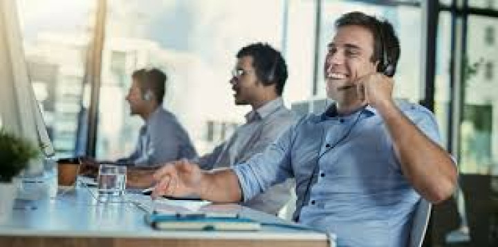 SOCIÉTÉ VITRYN Recrute des commerciaux