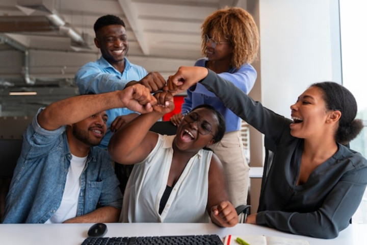 Une société dans la communication digitale recrute