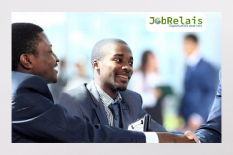 Un cabinet de la place recrute